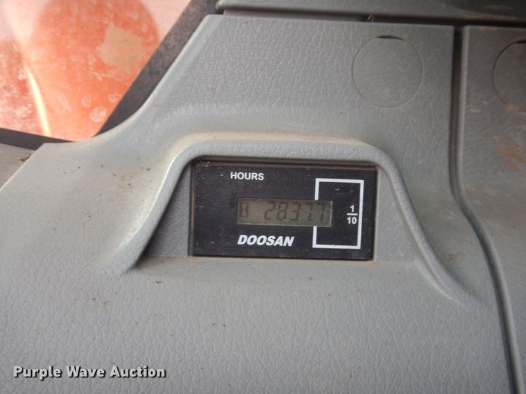 image for item DC8954 2014 Doosan DX225LC-3  excavator