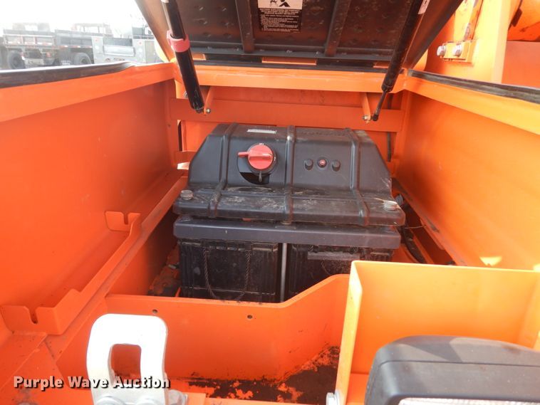 image for item DC8954 2014 Doosan DX225LC-3  excavator