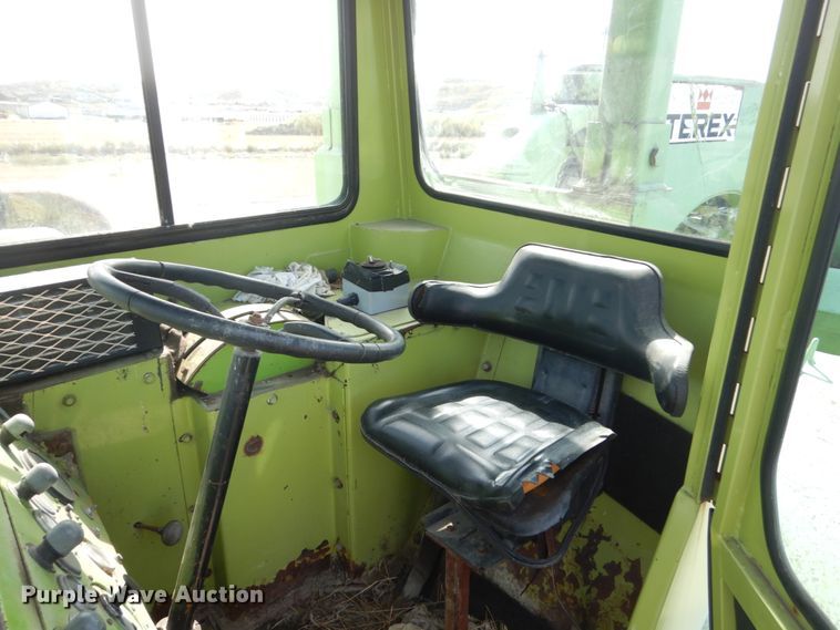 image for item DC8958 Terex TS-2438LOT  water wagon