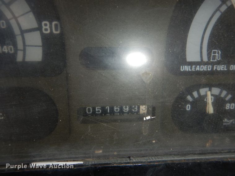 image for item DC8959 1994 Chevrolet P30 Utilimaster  delivery van