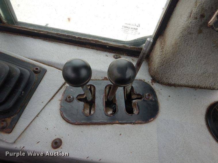 image for item DC8984 2001 Terex TS14G  conventional scraper