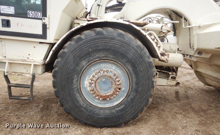 image for item DC8984 2001 Terex TS14G  conventional scraper