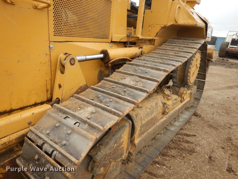 image for item DC8986 1998 Caterpillar D6M XL  dozer