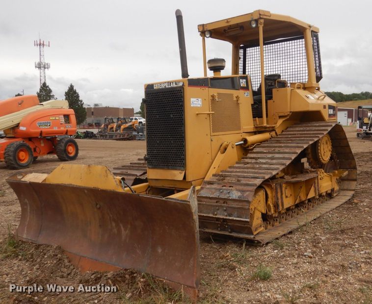 image for item DC8987 1997 Caterpillar D5M XL  Series II dozer