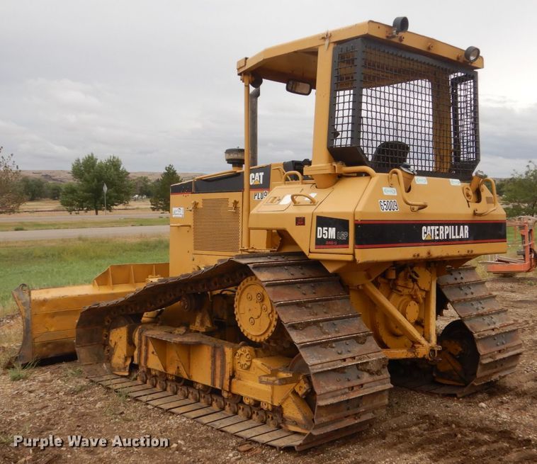 image for item DC8987 1997 Caterpillar D5M XL  Series II dozer