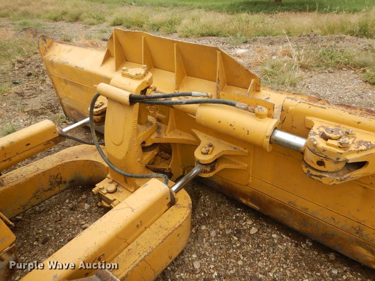 image for item DC8987 1997 Caterpillar D5M XL  Series II dozer