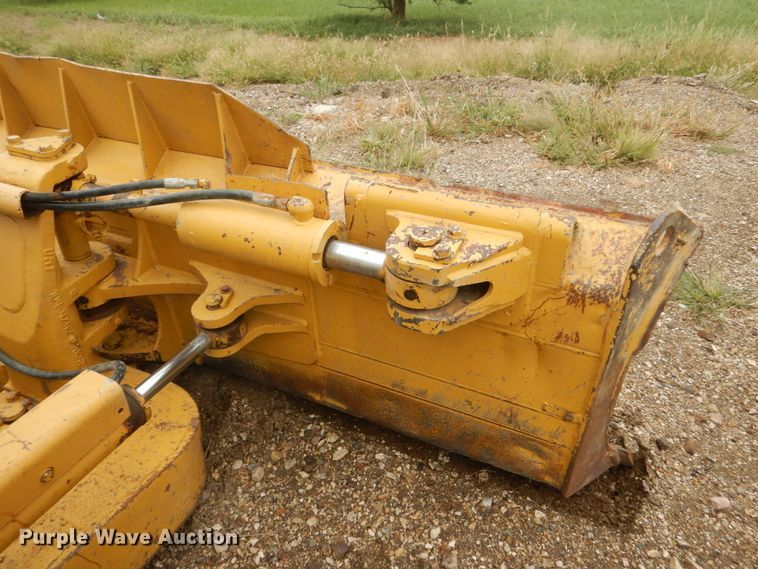 image for item DC8987 1997 Caterpillar D5M XL  Series II dozer