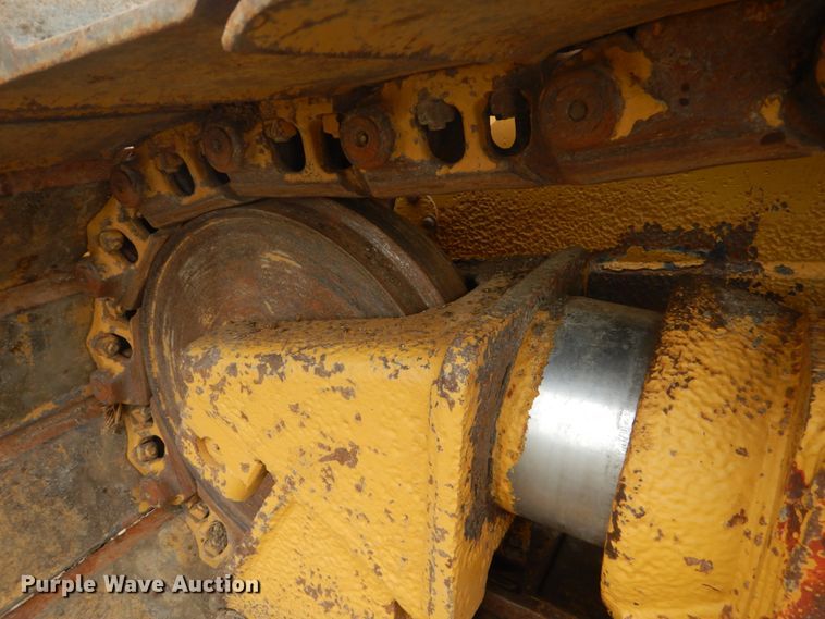 image for item DC8987 1997 Caterpillar D5M XL  Series II dozer