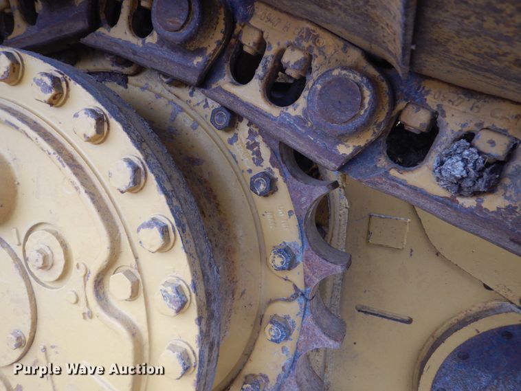 image for item DC8987 1997 Caterpillar D5M XL  Series II dozer