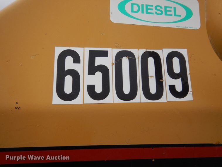 image for item DC8987 1997 Caterpillar D5M XL  Series II dozer