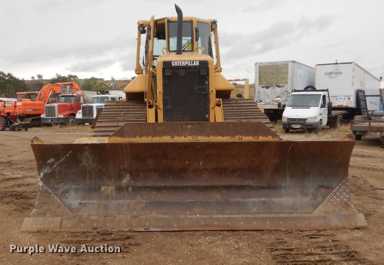 image for item DC8988 2006 Caterpillar D6N LGP  dozer