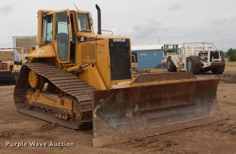 image for item DC8988 2006 Caterpillar D6N LGP  dozer