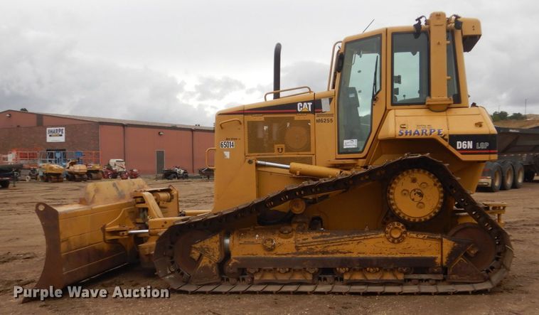 image for item DC8988 2006 Caterpillar D6N LGP  dozer