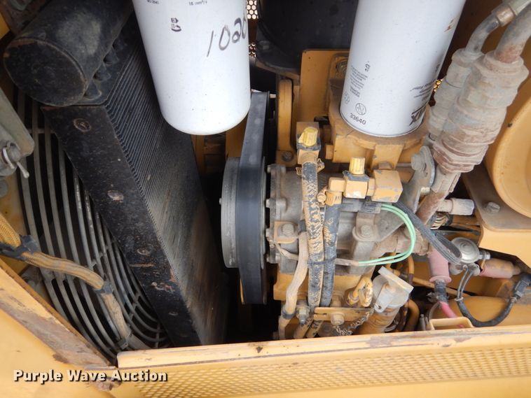 image for item DC8988 2006 Caterpillar D6N LGP  dozer