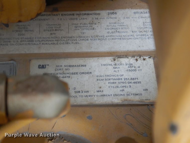 image for item DC8988 2006 Caterpillar D6N LGP  dozer