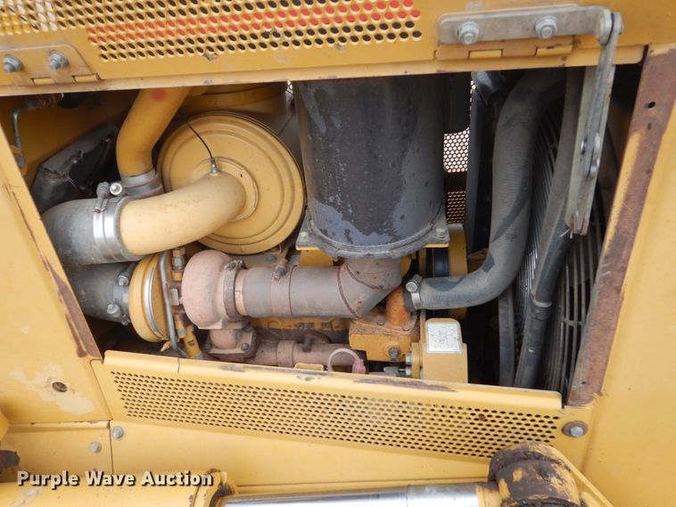 image for item DC8988 2006 Caterpillar D6N LGP  dozer