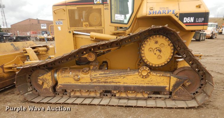 image for item DC8988 2006 Caterpillar D6N LGP  dozer