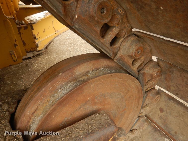 image for item DC8988 2006 Caterpillar D6N LGP  dozer