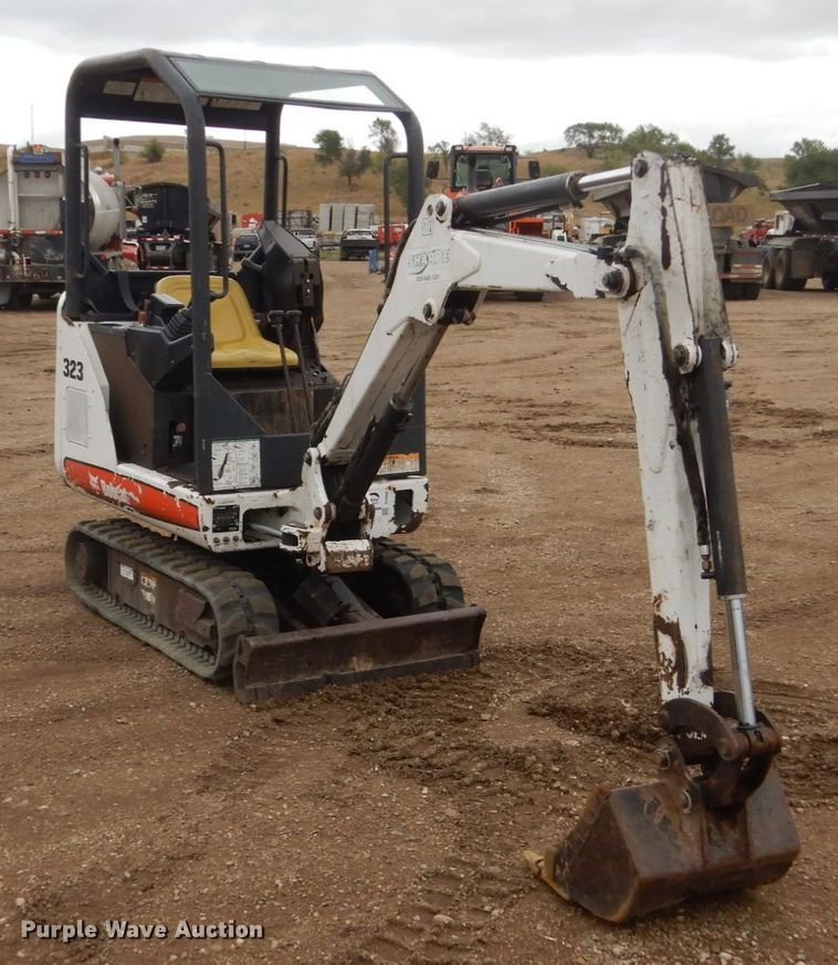 2006 Bobcat 323 mini excavator in Pierre, SD Item DC8990 sold