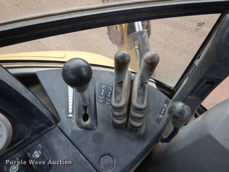 image for item DC8991 2011 Caterpillar 420E  backhoe