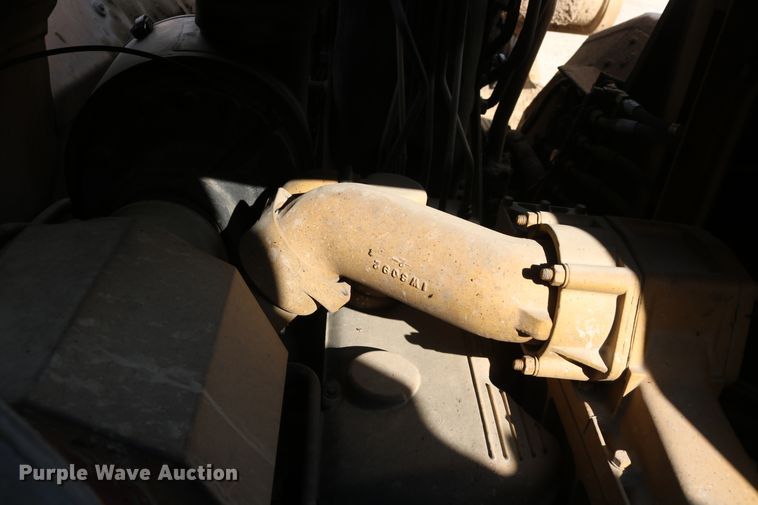 image for item DD5413 1997 Caterpillar 623F  elevating scraper