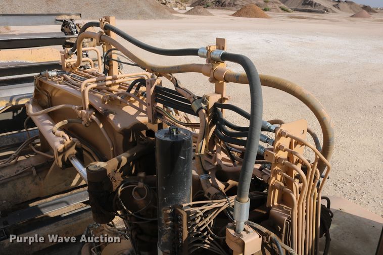 image for item DD5413 1997 Caterpillar 623F  elevating scraper