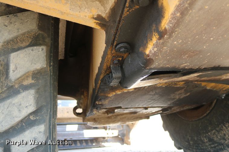 image for item DD5413 1997 Caterpillar 623F  elevating scraper
