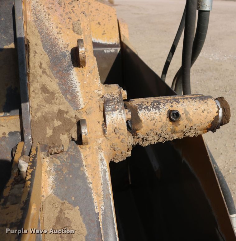 image for item DD5413 1997 Caterpillar 623F  elevating scraper