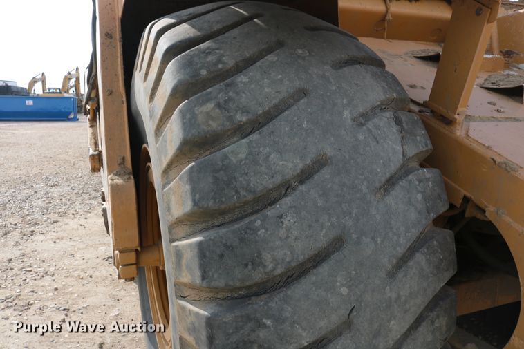 image for item DD5413 1997 Caterpillar 623F  elevating scraper