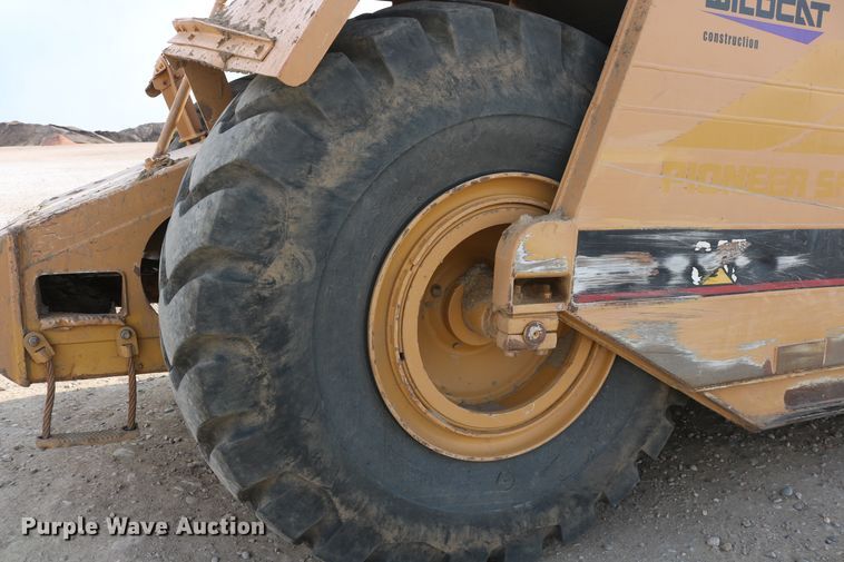 image for item DD5413 1997 Caterpillar 623F  elevating scraper