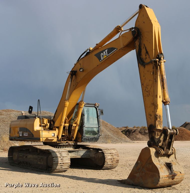 image for item DD5414 2006 Caterpillar 330C L  excavator