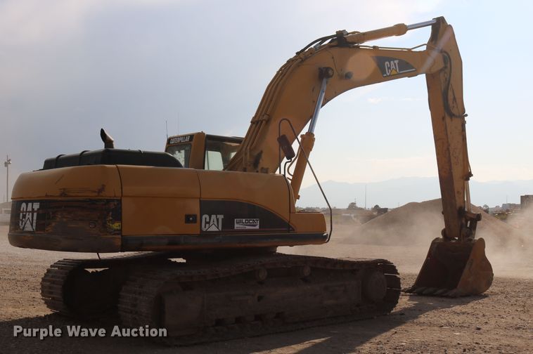 image for item DD5414 2006 Caterpillar 330C L  excavator