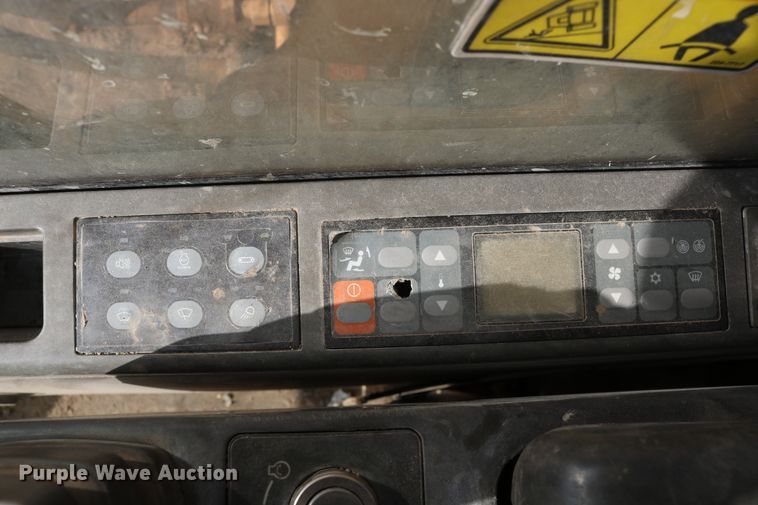 image for item DD5414 2006 Caterpillar 330C L  excavator