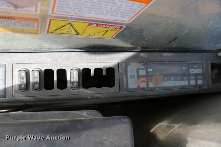 image for item DD5414 2006 Caterpillar 330C L  excavator