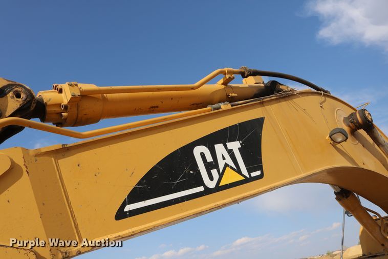 image for item DD5414 2006 Caterpillar 330C L  excavator