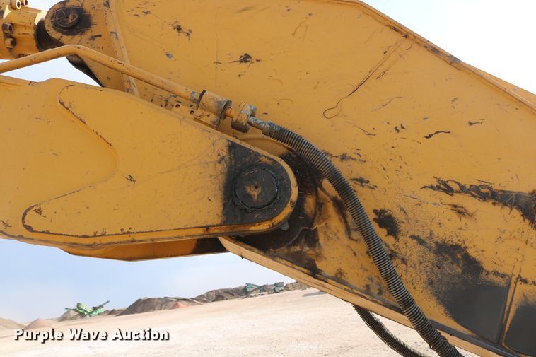 image for item DD5414 2006 Caterpillar 330C L  excavator