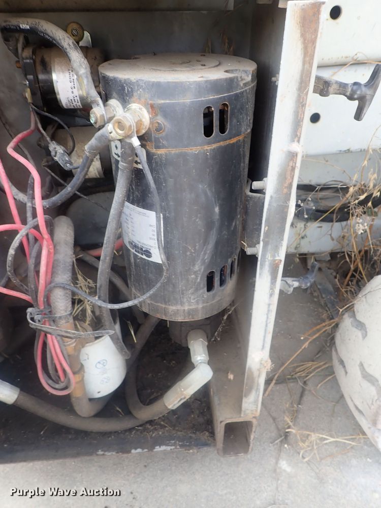 image for item DE0773 Mec 2548HT  scissor lift