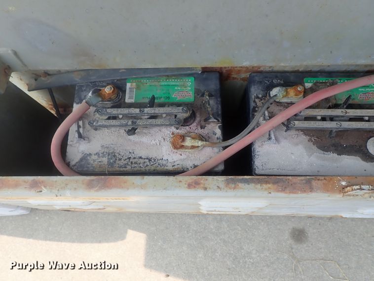 image for item DE0773 Mec 2548HT  scissor lift