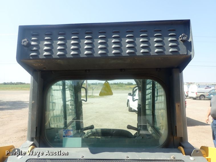 image for item DE0820 2019 Gehl R190  skid steer loader