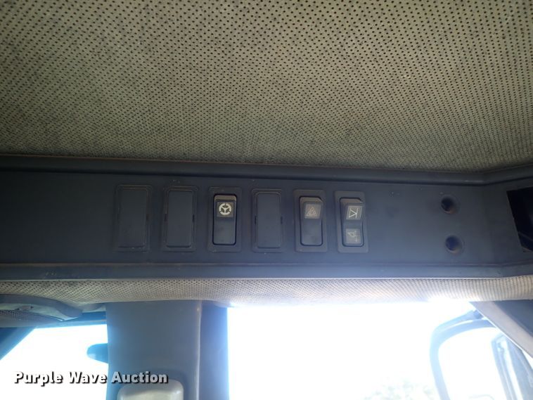 image for item DE0824 2000 Caterpillar 950G  wheel loader