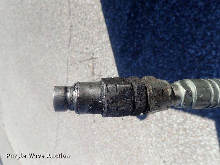 image for item DE0826 Caterpillar BP25 broom