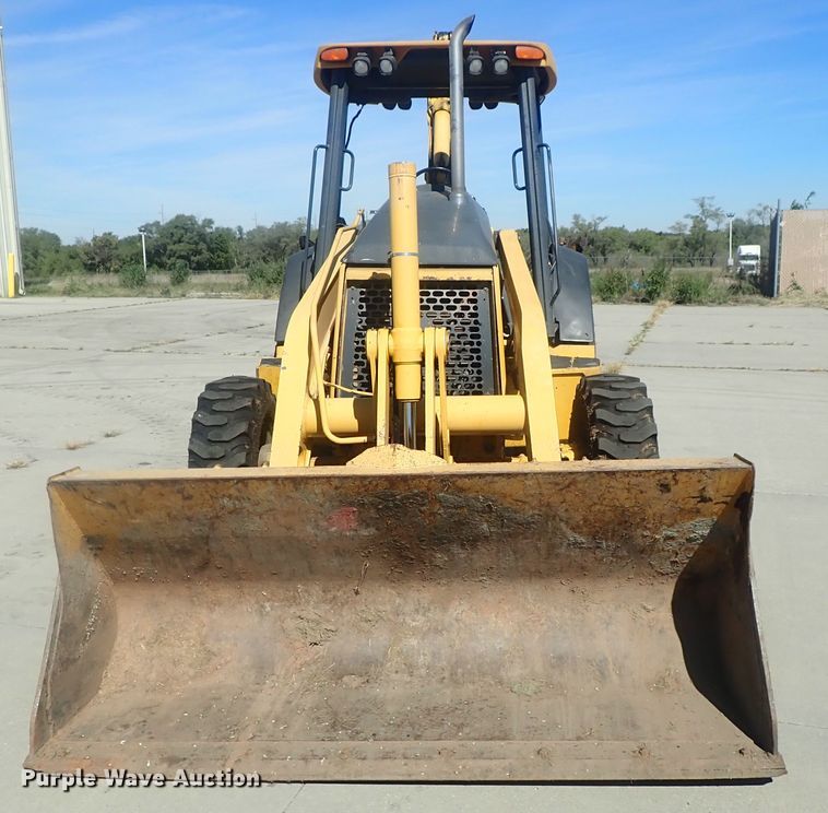 image for item DE0827 2006 John Deere 310SG  backhoe