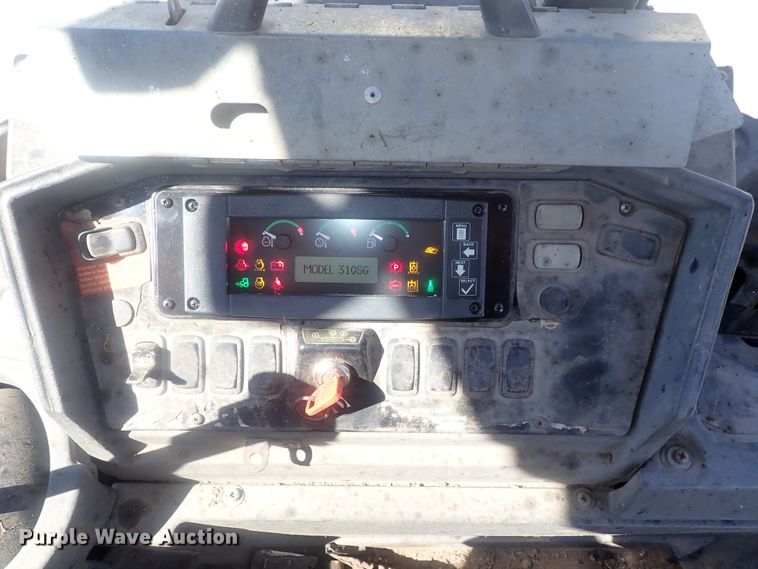 image for item DE0827 2006 John Deere 310SG  backhoe