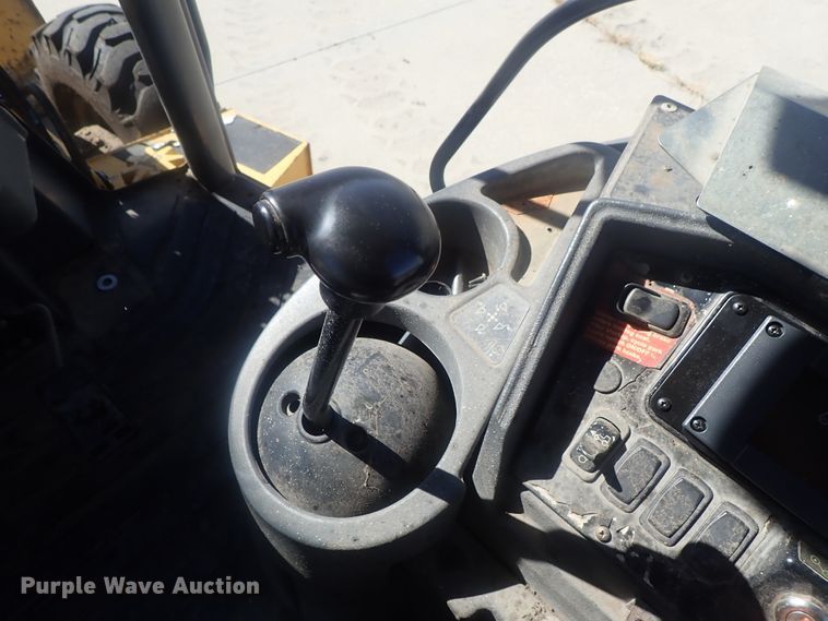 image for item DE0827 2006 John Deere 310SG  backhoe