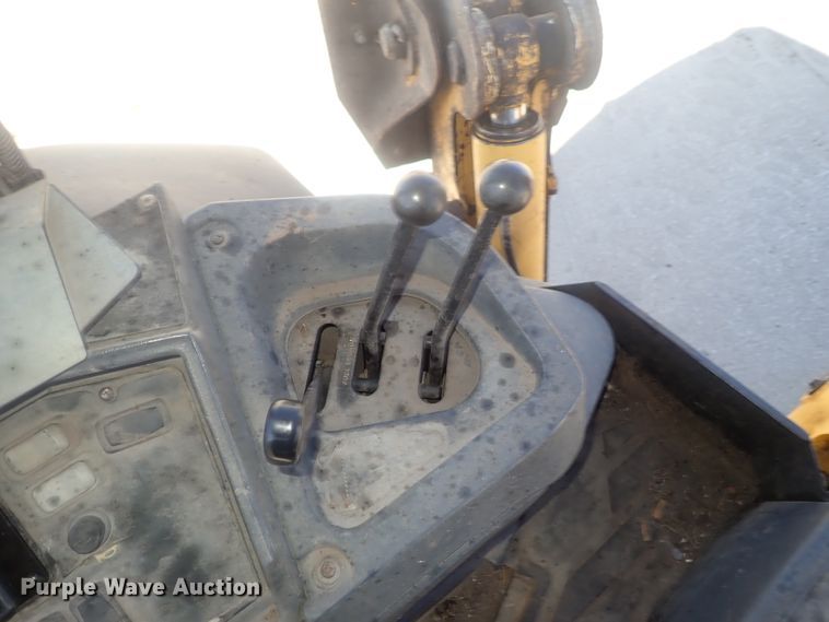 image for item DE0827 2006 John Deere 310SG  backhoe