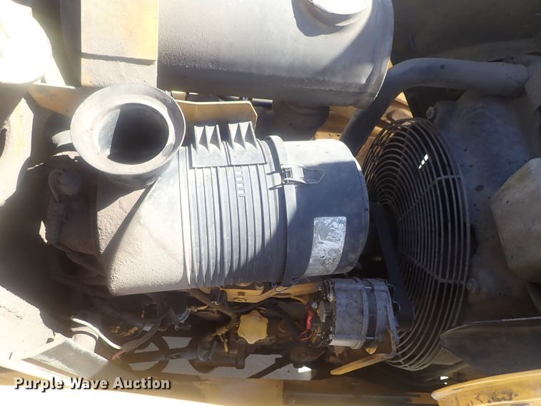 image for item DE0827 2006 John Deere 310SG  backhoe