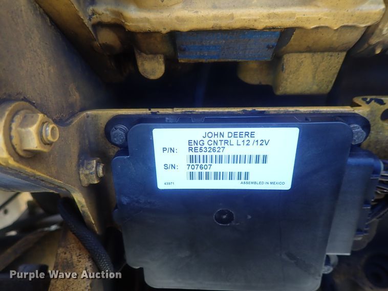image for item DE0827 2006 John Deere 310SG  backhoe