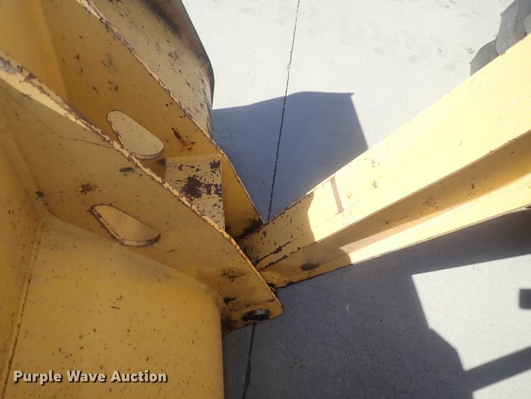 image for item DE0827 2006 John Deere 310SG  backhoe