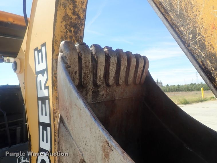 image for item DE0827 2006 John Deere 310SG  backhoe