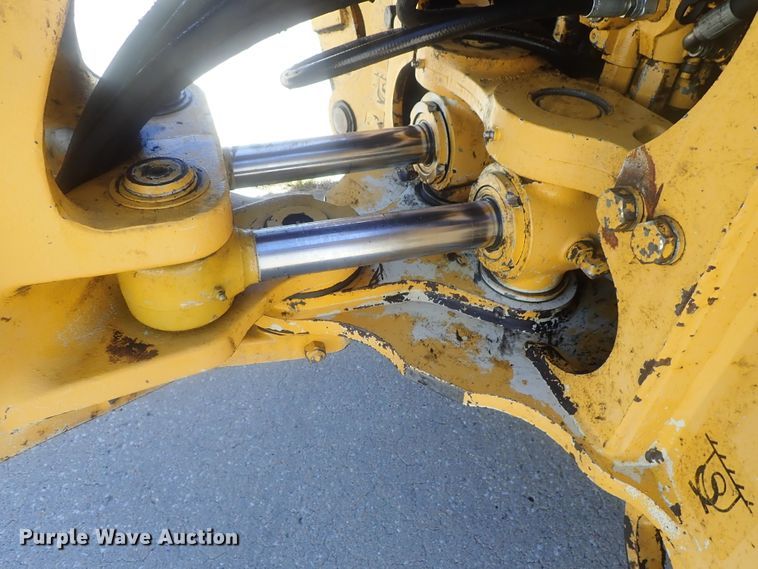 image for item DE0827 2006 John Deere 310SG  backhoe